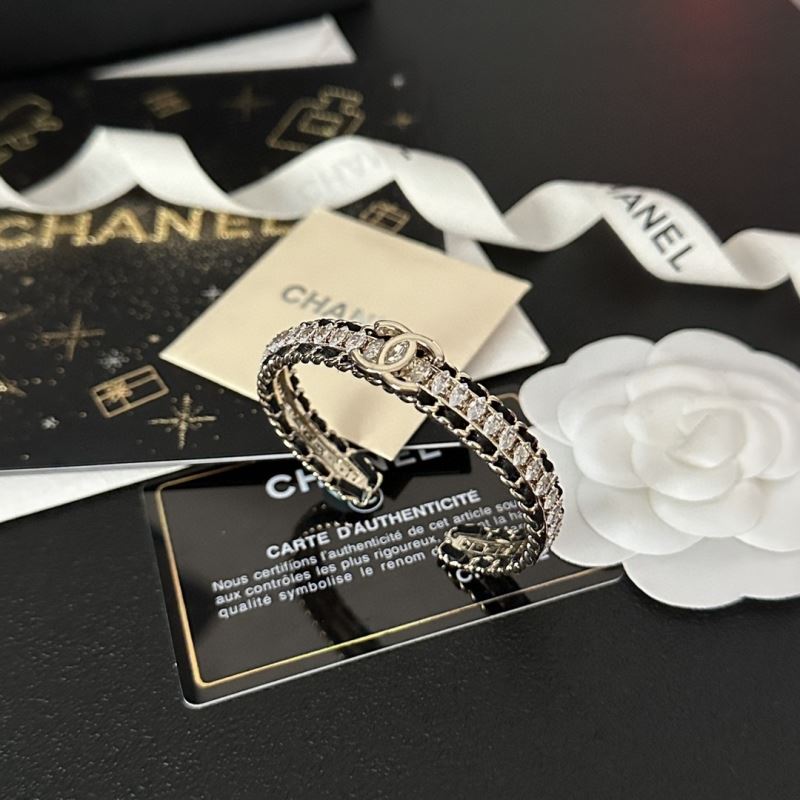Ch**el bracelets